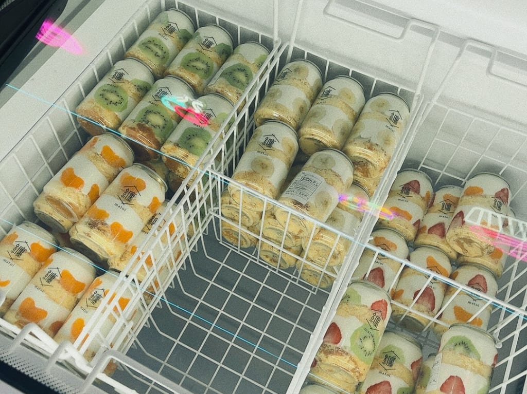 24スイーツショップの店内