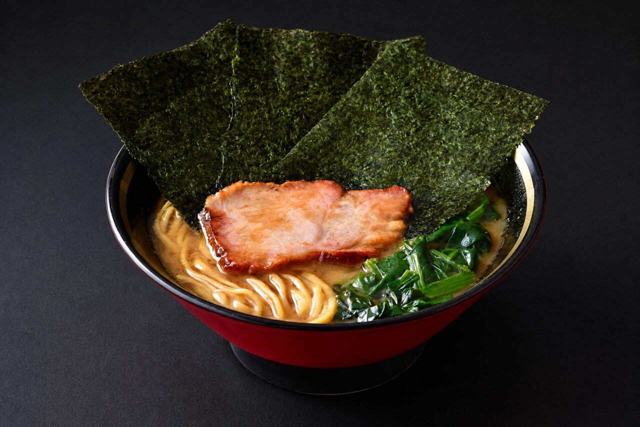 ラーメン（チャーシュー1枚、ほうれん草、のり）